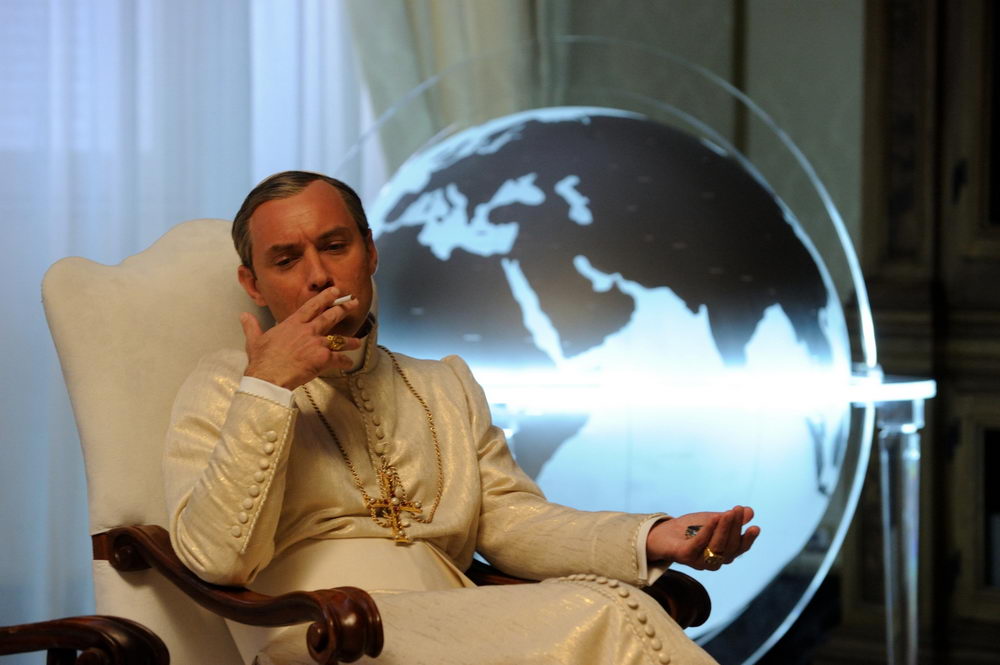 Im Zentrum der Welt: "The Young Pope" (Polyband)