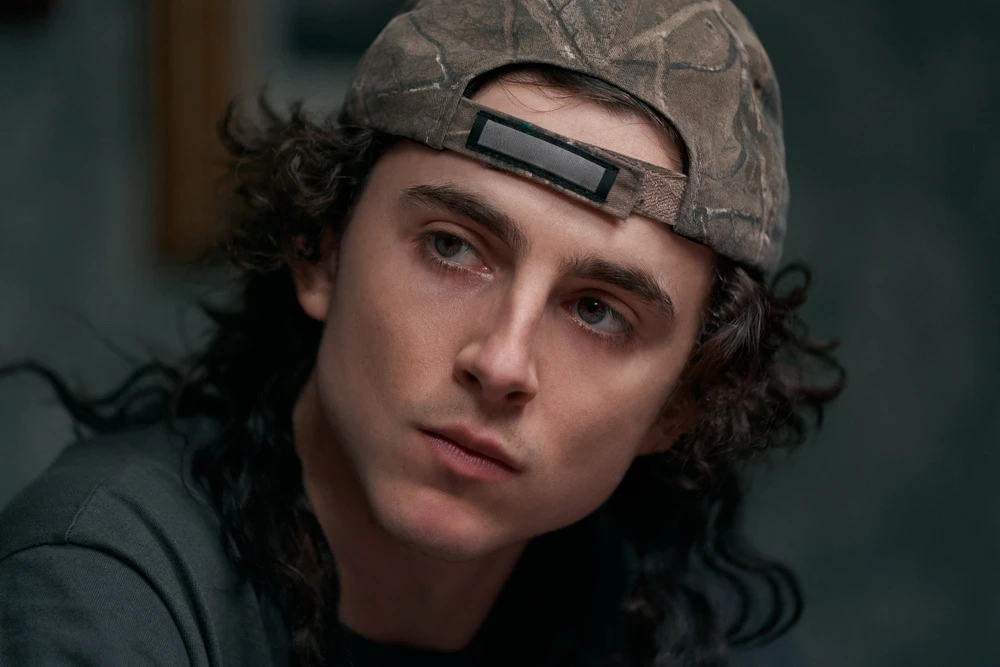 Timothée Chalamet als junger Hoffnungsträger des Films (© Niko Tavernise/Netflix)