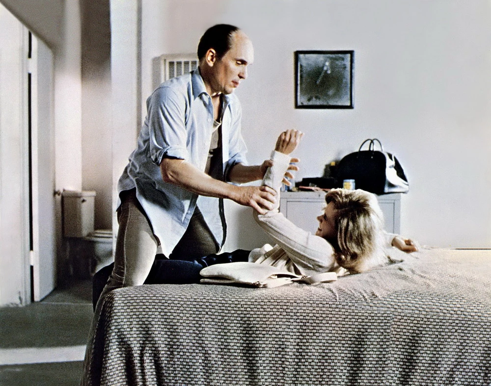 Robert Duvall (l.), Karen Black in "Revolte in der Unterwelt" (imago/Allstar)