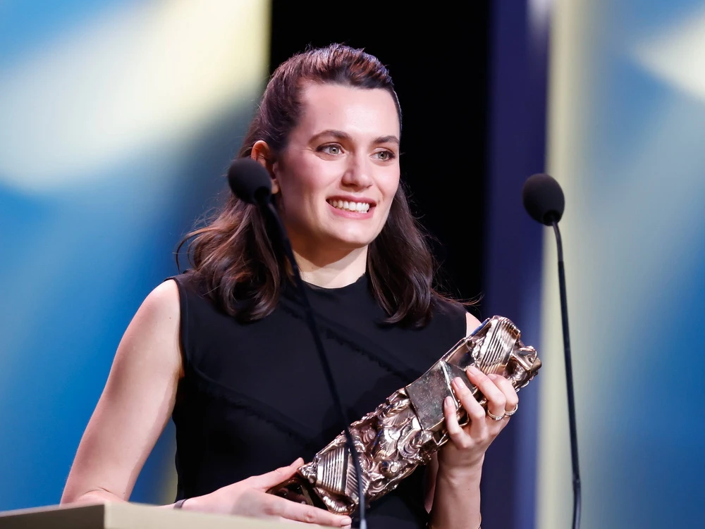 Ella Rumpf bei der „César“-Verleihung 2024 (© IMAGO / Starface)