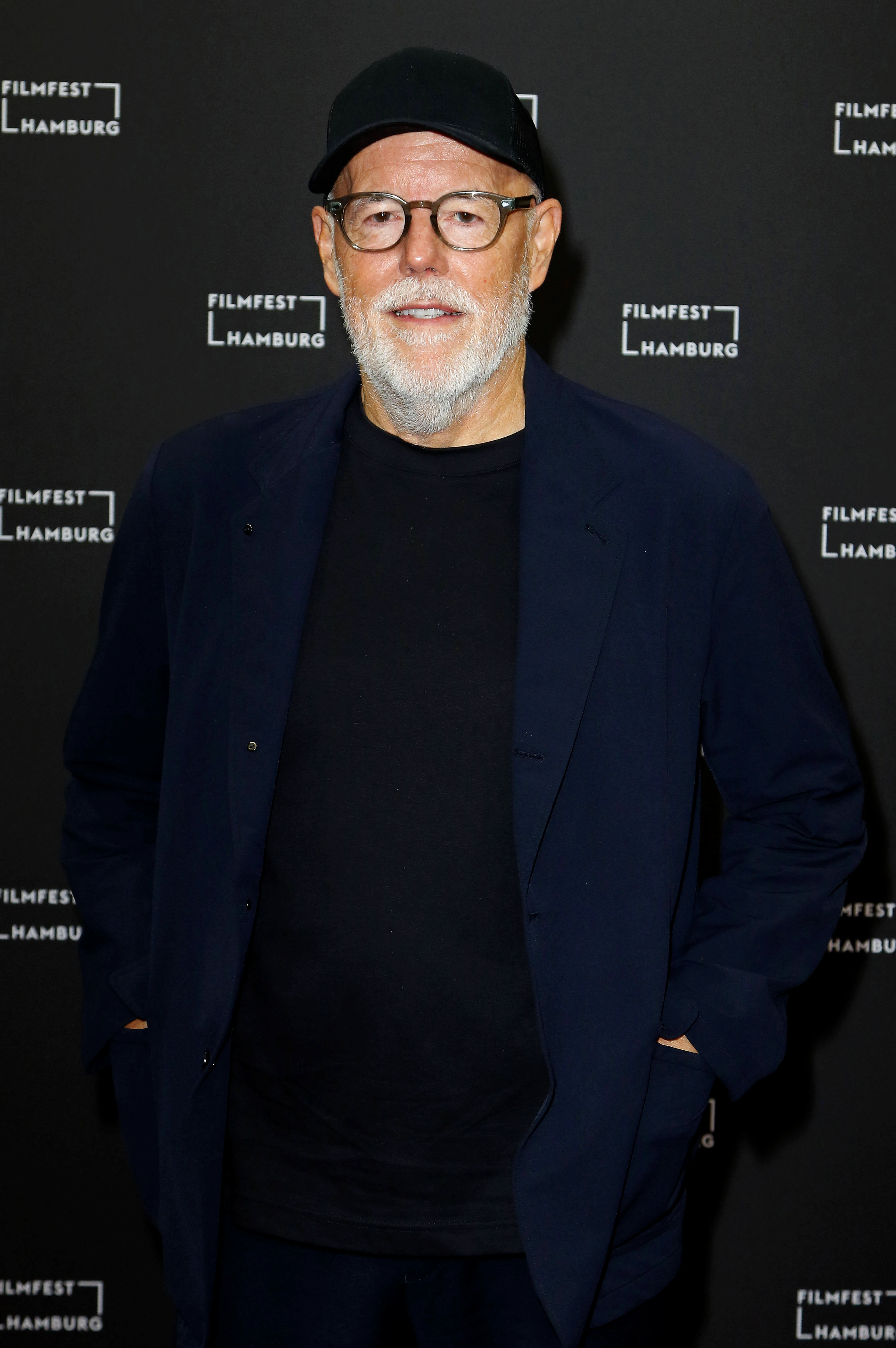 Lars Becker bei der Premiere des ZDF-Fernsehfilms Der Millionen Raub auf dem 31. Filmfest Hamburg 2023 (© Imago/Future Image)